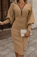 ELEGANTNA MIDI OBLEKA Z OHLAPNIMI ROKAVI IN "V" IZREZOM Z ZADRGO