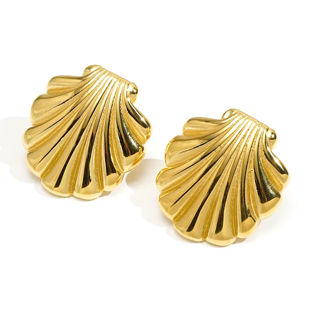 Emma Shell Earring