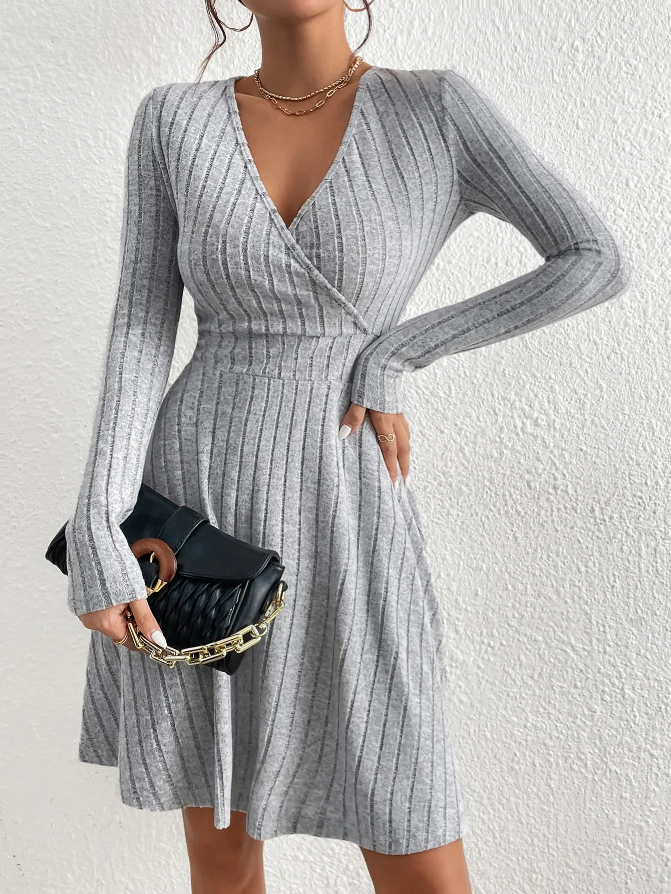 New for autumn/Winter 2024 Women Knit Slim Sexy Bodycon Dress V-Neck